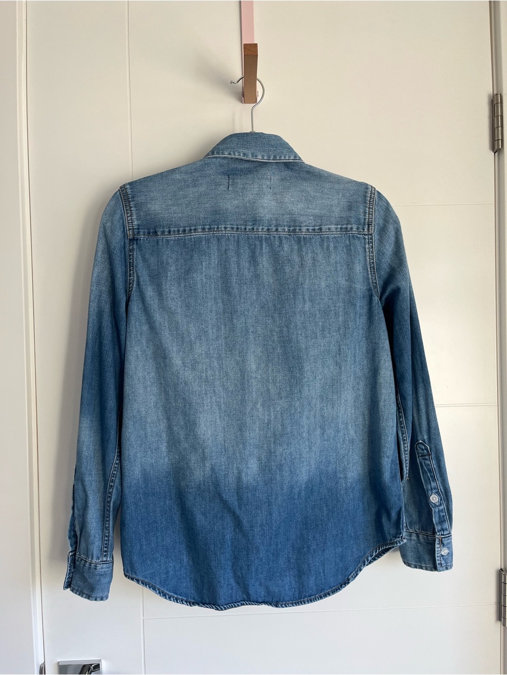 Denim Forum Two-Tone Denim Button-Down Shirt🥰🥰🥰 - Picture 6 of 11